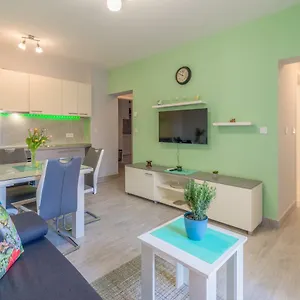 Apartament Ruzmarin - New, Zadar